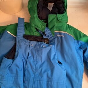 Patagonia Kids Green and Blue Jacket & ski Coat Set